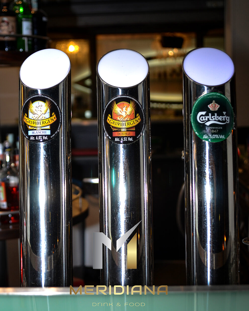 Tre birre alla spina appena servite
